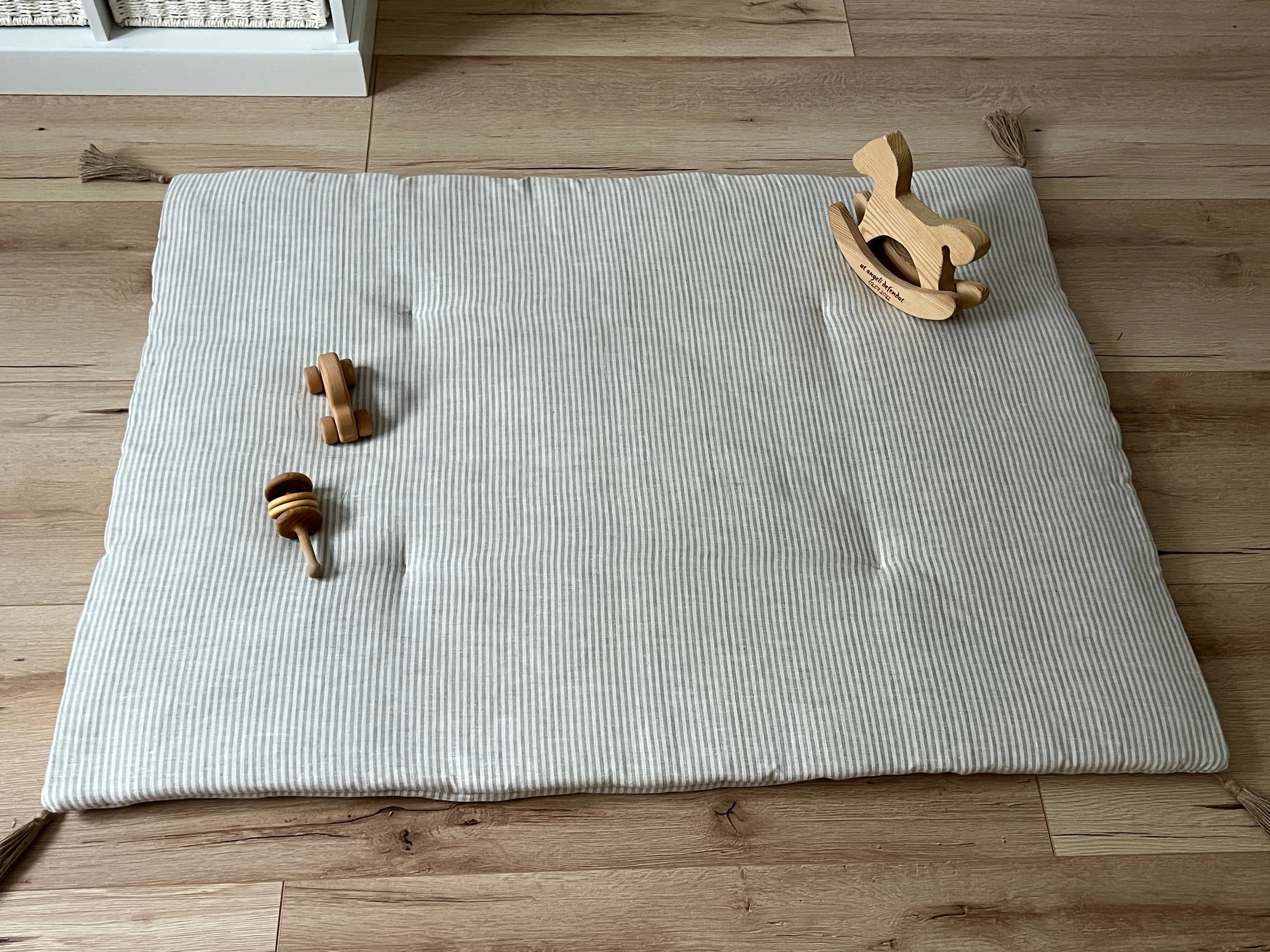 Hemp Linen Play Mat filled organic HEMP Fiber in Natural Linen fabric Stripe Nursery Blanky padded Montessori playmat baby room decoration