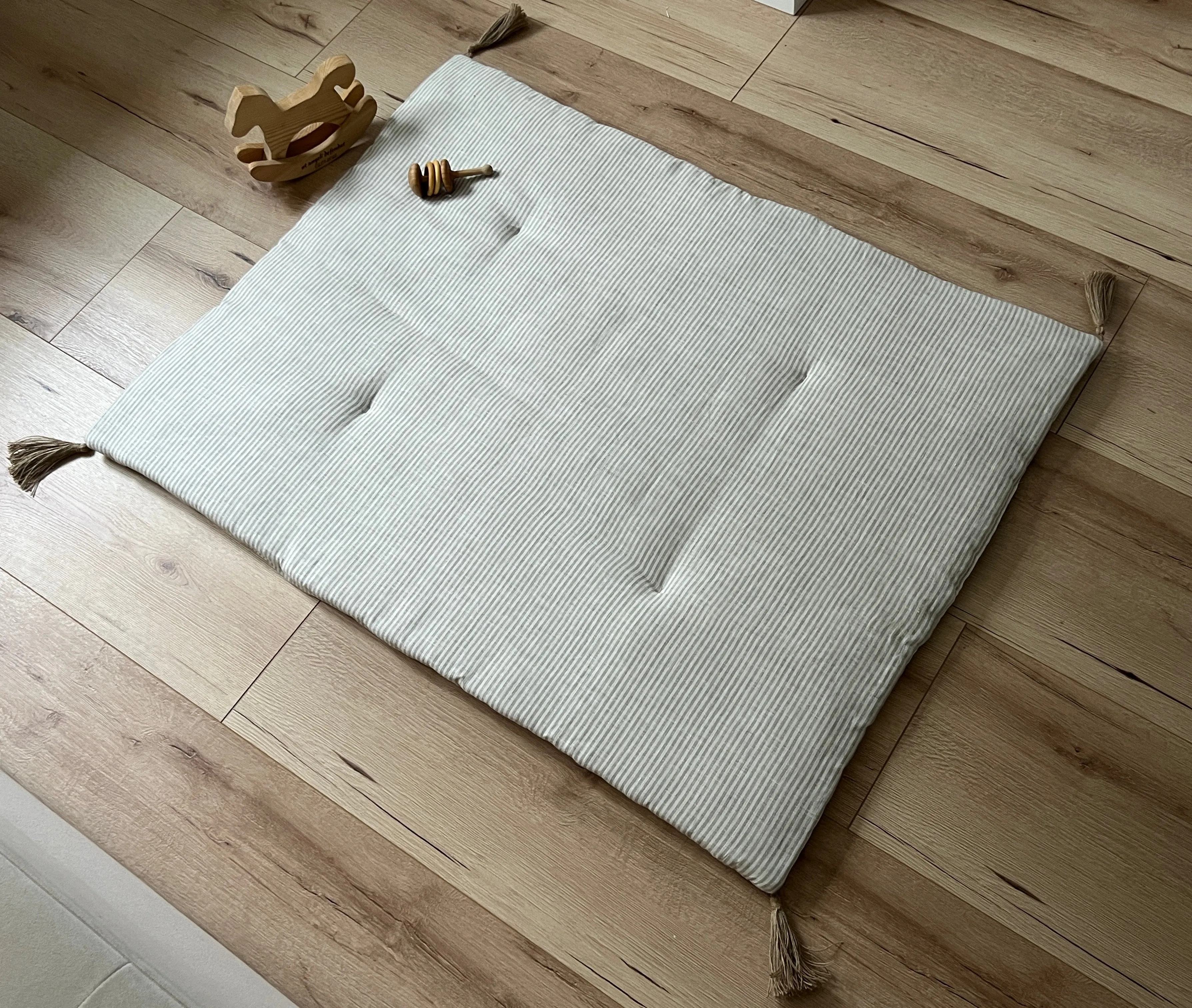 Hemp Linen Play Mat filled organic HEMP Fiber in Natural Linen fabric Stripe Nursery Blanky padded Montessori playmat baby room decoration