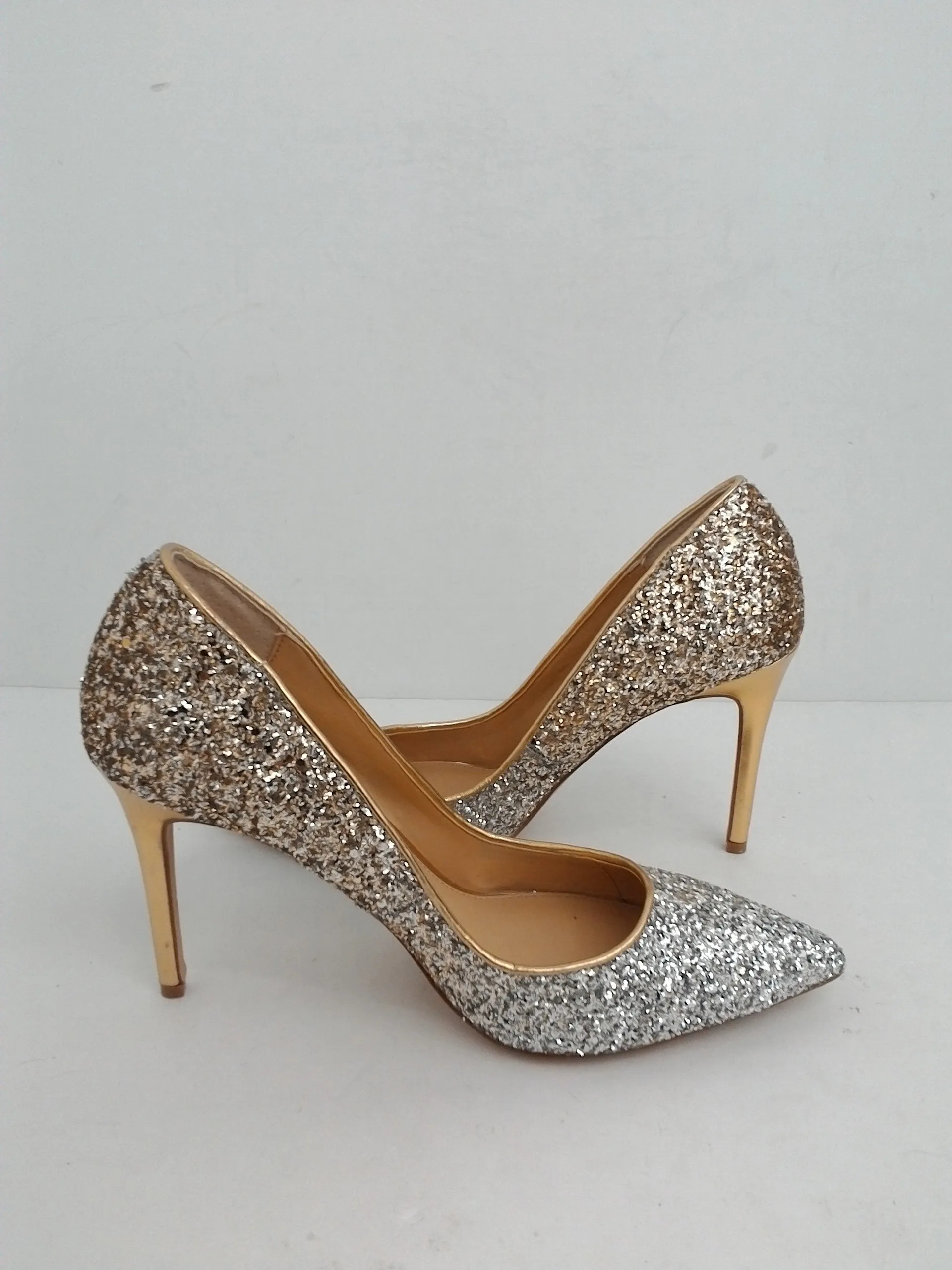 Jewel Badgley Mischka Women's Silver/Gold Heels Size 8