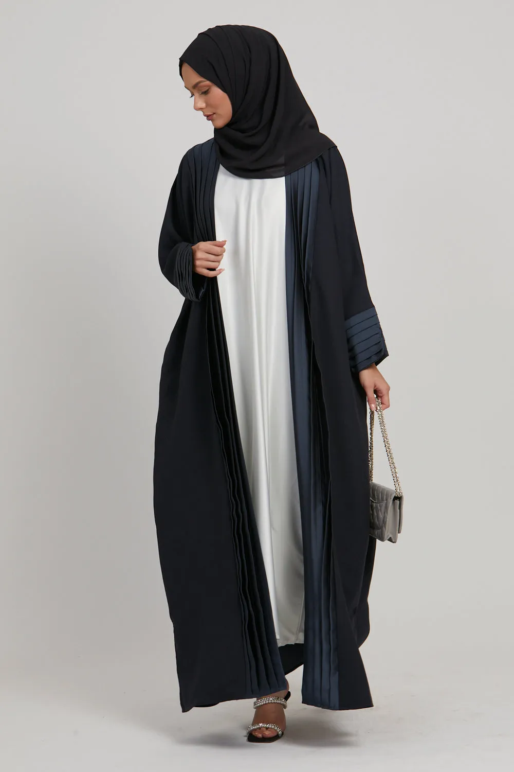 Luxury Urban Chic Open Abaya With Pleated Detailing