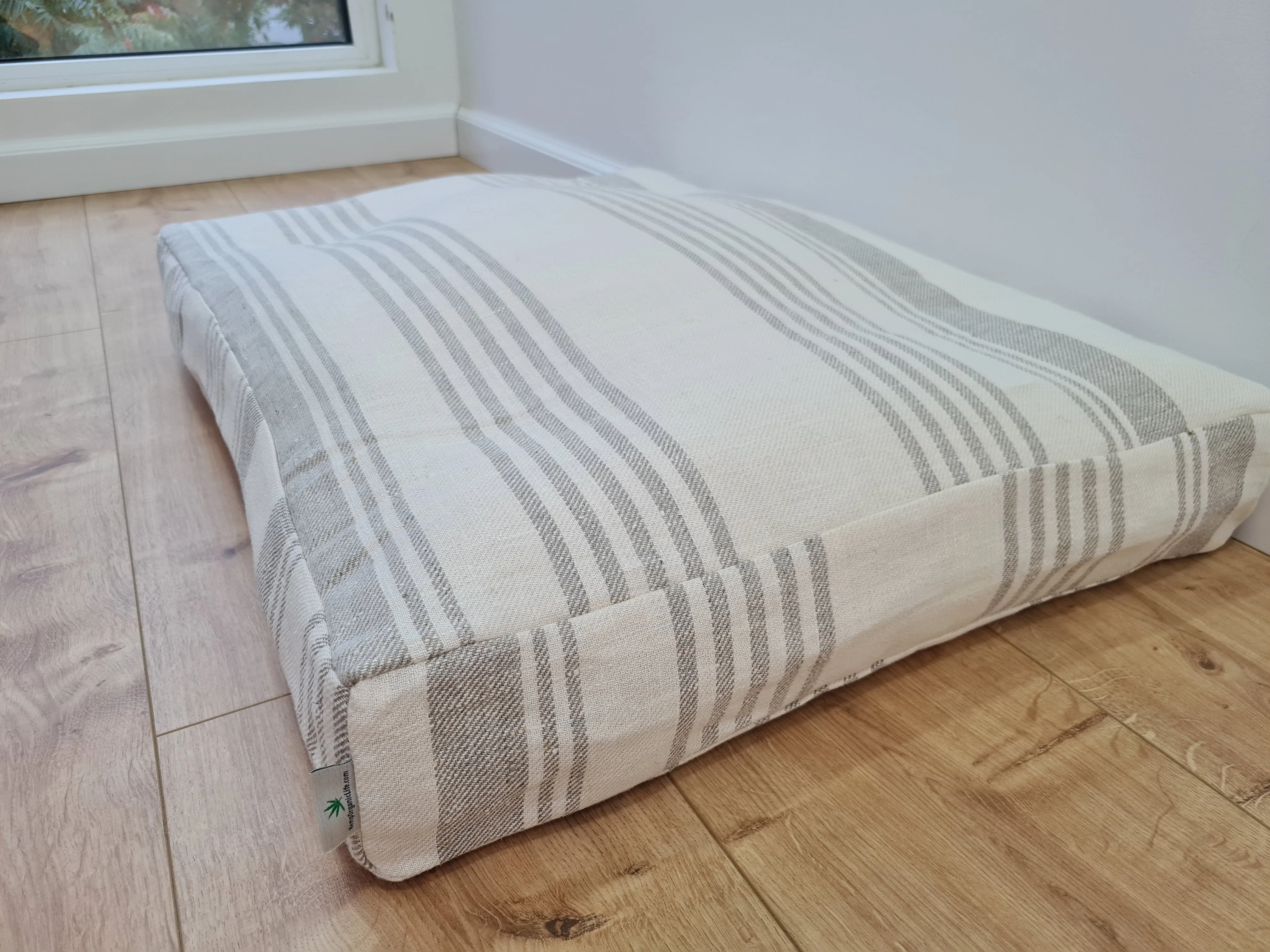 Natural Hemp Linen Pet Mat Pad Mattress Cushion Removable Washable Linen Cover Organic Hemp Fiber Filler in Natural Linen Fabric Padded Dog