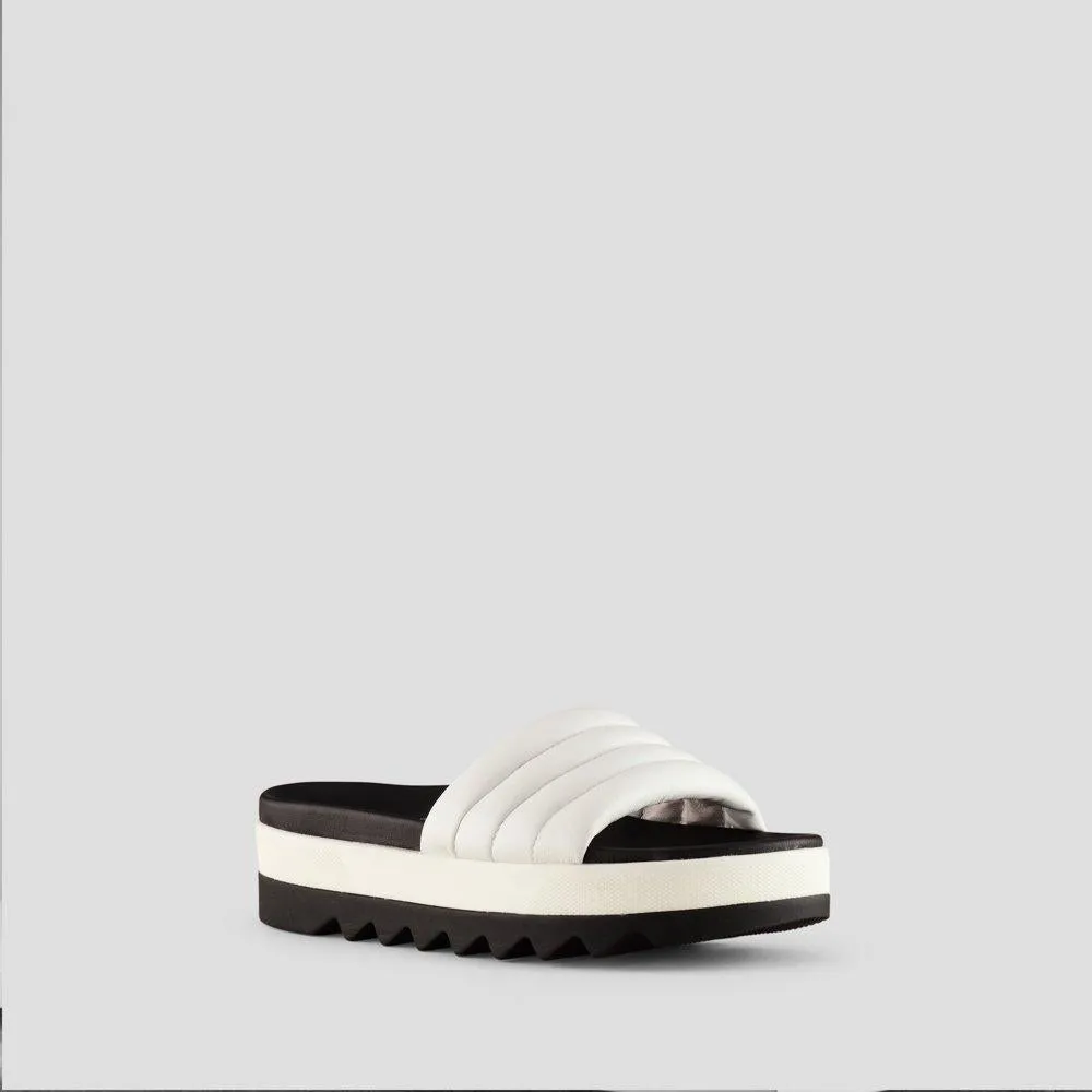 Prato Leather Water-Repellent Sandal