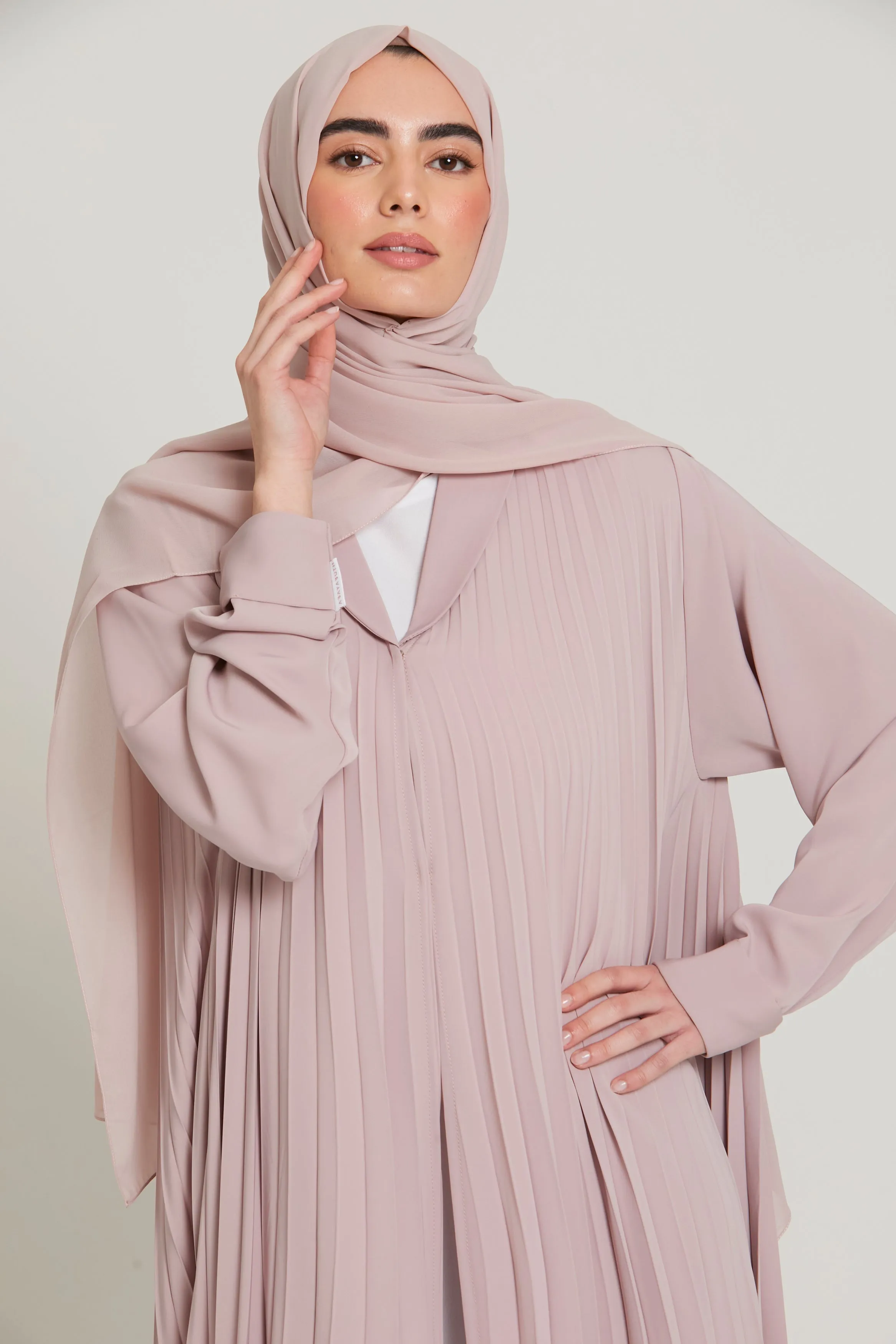 Premium Pleated Umbrella Cut Open Abaya - Smokey Rose