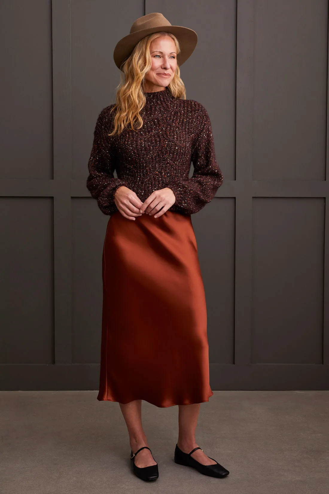 PULL-ON MIDI SKIRT WITH ELASTIC WAIST-Marsala