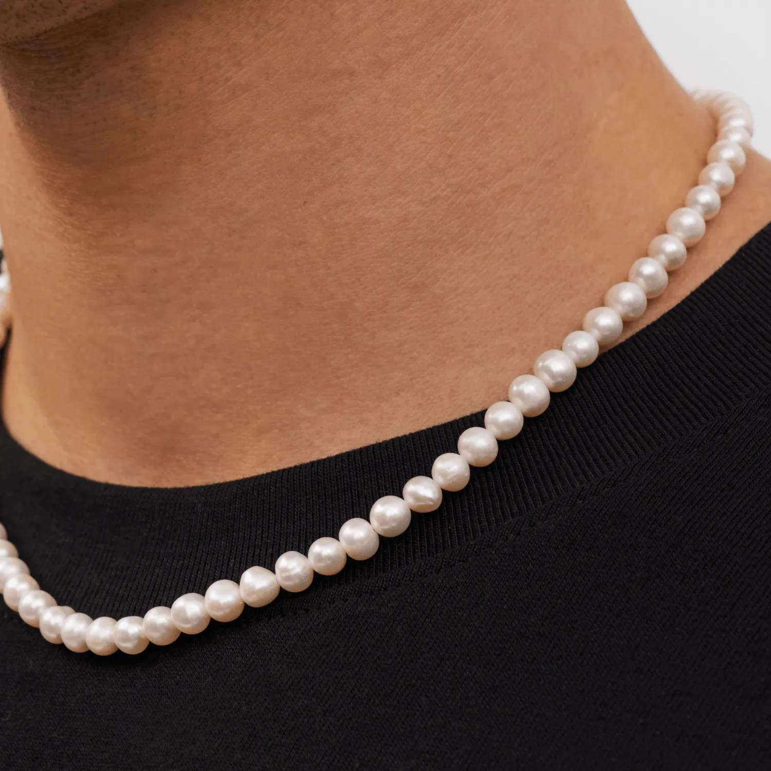 Rounded Real Pearl Necklace (Silver)