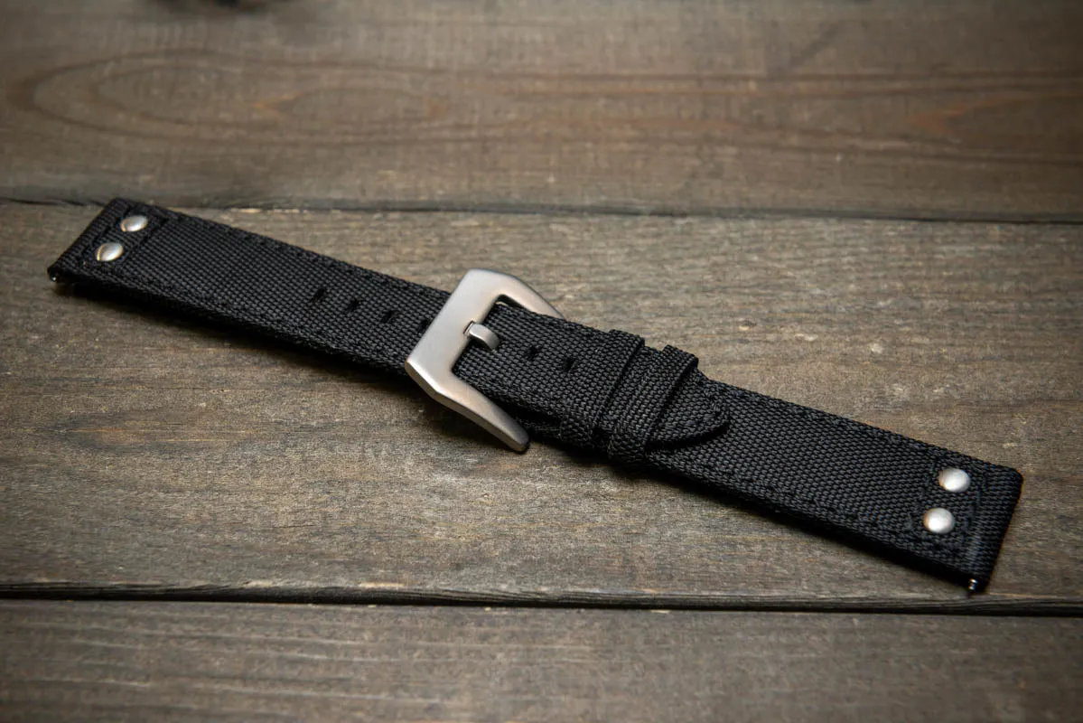 Sailcloth, Cordura military grade watch strap,  Quick-release spring bars are installed, lined with Lorica eco-leather by FinWacthStraps®