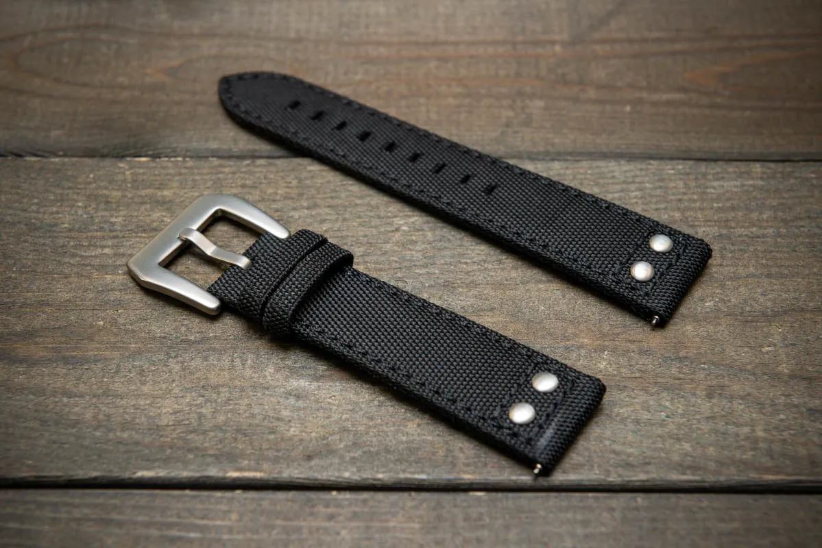 Sailcloth, Cordura military grade watch strap,  Quick-release spring bars are installed, lined with Lorica eco-leather by FinWacthStraps®