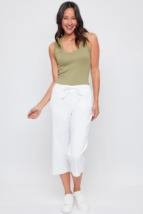 Women's Elastic Waist Capri With Fray Hem