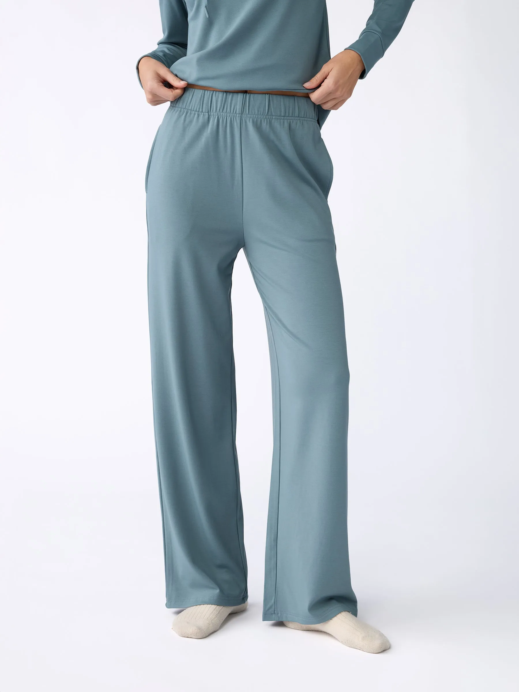 Women's Ultra-Soft Bamboo Wide Leg Pull On Pant TALL